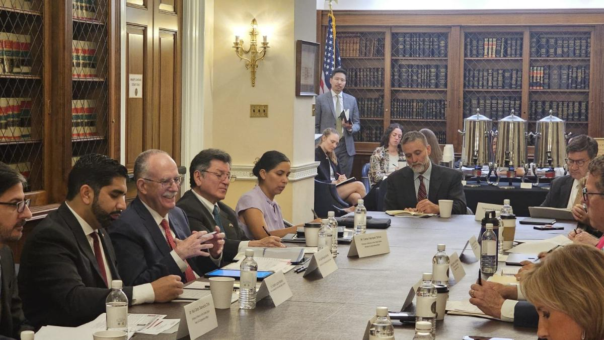 El embajador Roberto Lazzeri constata respaldo de congresistas al TMEC El embajador Roberto Lazzeri constata respaldo de congresistas al TMEC