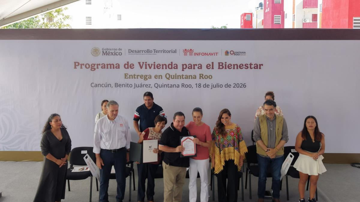 Presidenta entrega más de 200 viviendas en Cancún, Quintana Roo Presidenta entrega más de 200 viviendas en Cancún, Quintana Roo