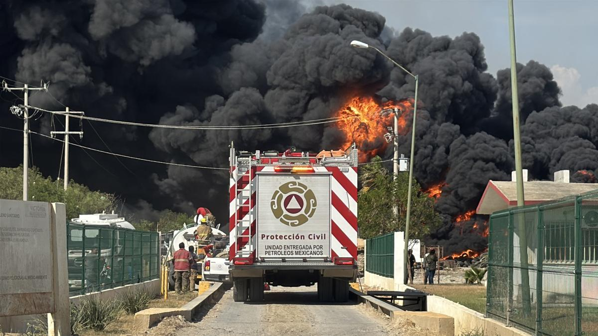 Incendio en relleno sanitario de Ciudad Victoria deja sin luz a 5 mil usuarios Incendio en relleno sanitario de Ciudad Victoria deja sin luz a 5 mil usuarios