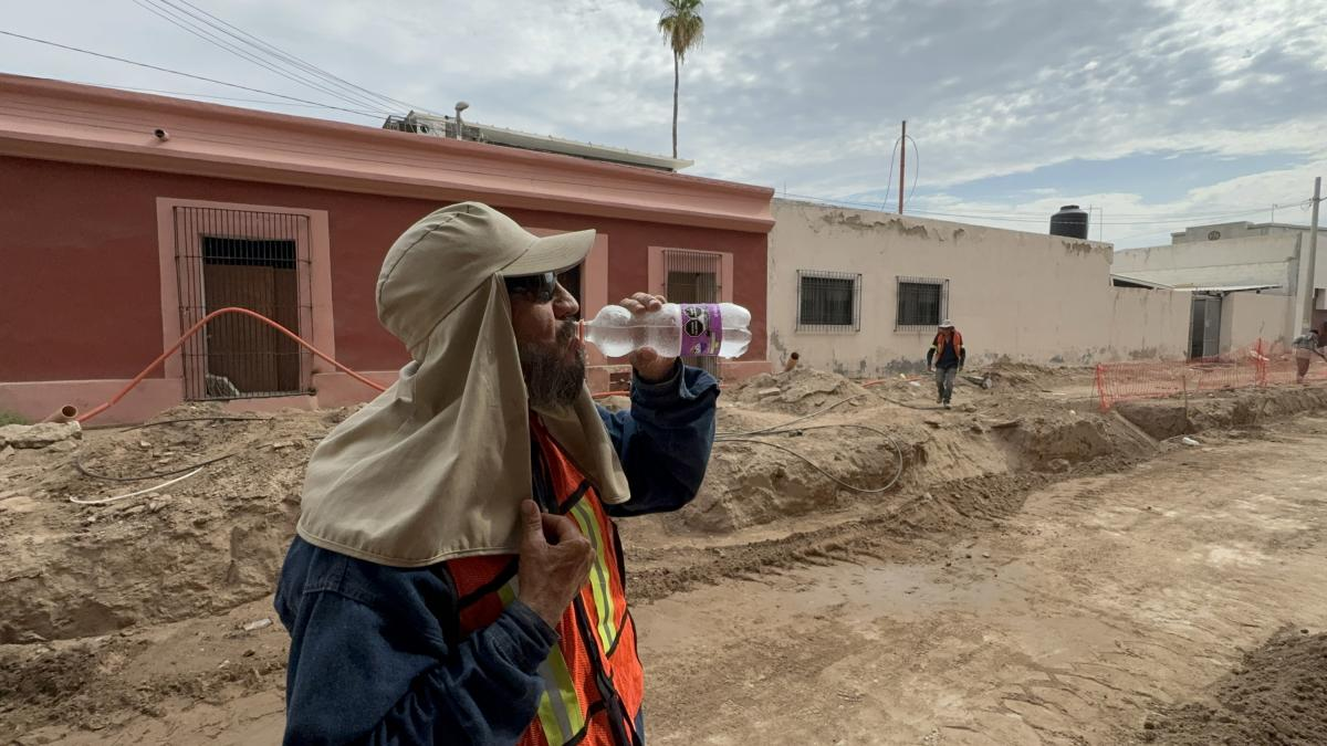 Más de 50 grados Celsius sofocan a Sonora; ajustan horarios por temperaturas récord