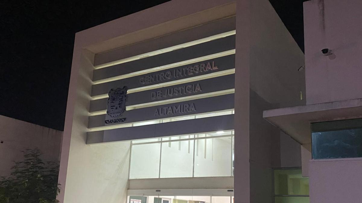 Vinculan a proceso Danna Yanina por muerte de Dafne en academia militarizada
