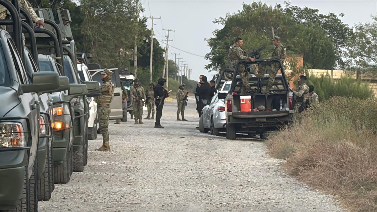 Caen 14 con casi 350 mil litros de huachicol y armas en Tamaulipas