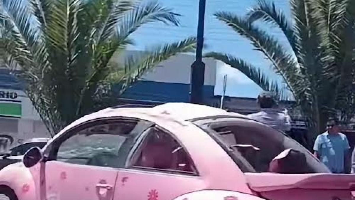 “Barbie” se pasa el alto y termina volcada en la “Bajada de la Muerte” tras esquivar a motociclista