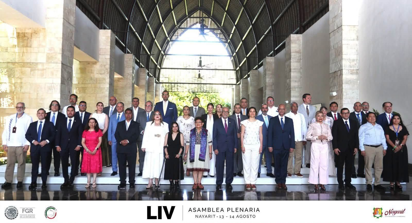 Fiscales del país intercambian experiencias en Foro nacional