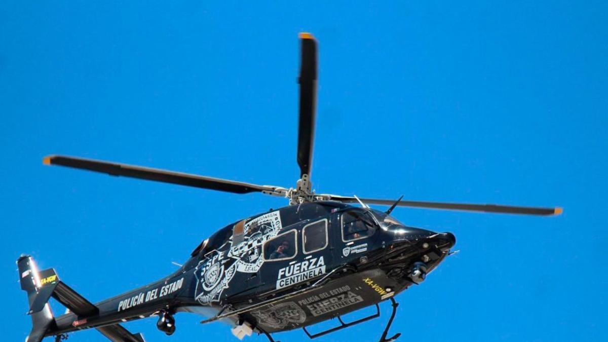 Atacan a balazos helicóptero de la Policía de Chihuahua; hay un agente herido Atacan a balazos helicóptero de la Policía de Chihuahua; hay un agente herido