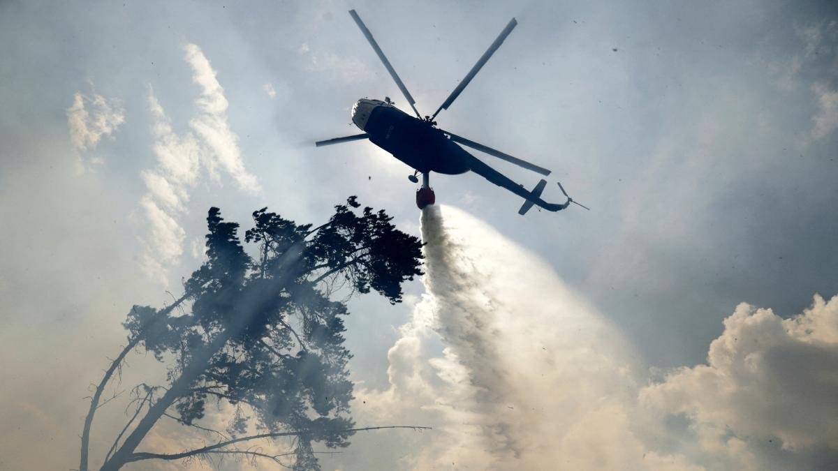 Controlan en 75% incendio que afecta los alrededores de joya turística de Colombia Controlan en 75% incendio que afecta los alrededores de joya turística de Colombia
