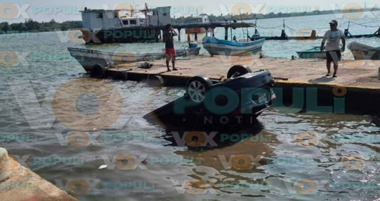 Localizan sumergido en el río Pánuco el automóvil del joven marino fallecido en Cd. Madero, Tamaulipas Localizan sumergido en el río Pánuco el automóvil del joven marino fallecido en Cd. Madero, Tamaulipas
