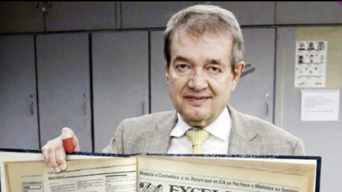 Guardan un minuto de silencio en el Senado en memoria de Francisco Garfias Guardan un minuto de silencio en el Senado en memoria de Francisco Garfias