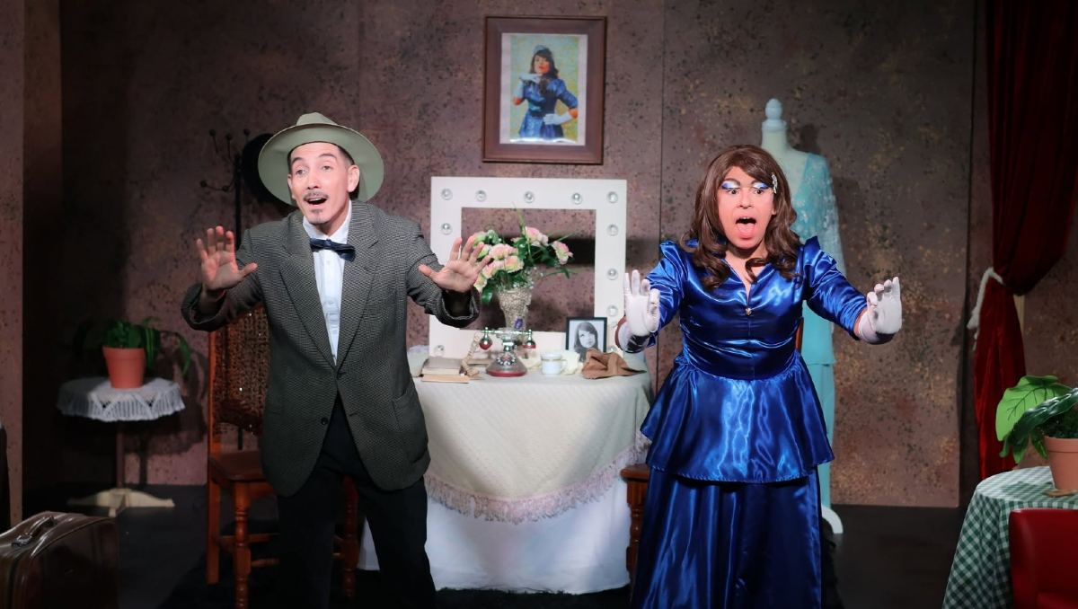 Arrancan cuarta temporada de ‘Entre boleros y engaños’ en teatro Microbio Arrancan cuarta temporada de ‘Entre boleros y engaños’ en teatro Microbio